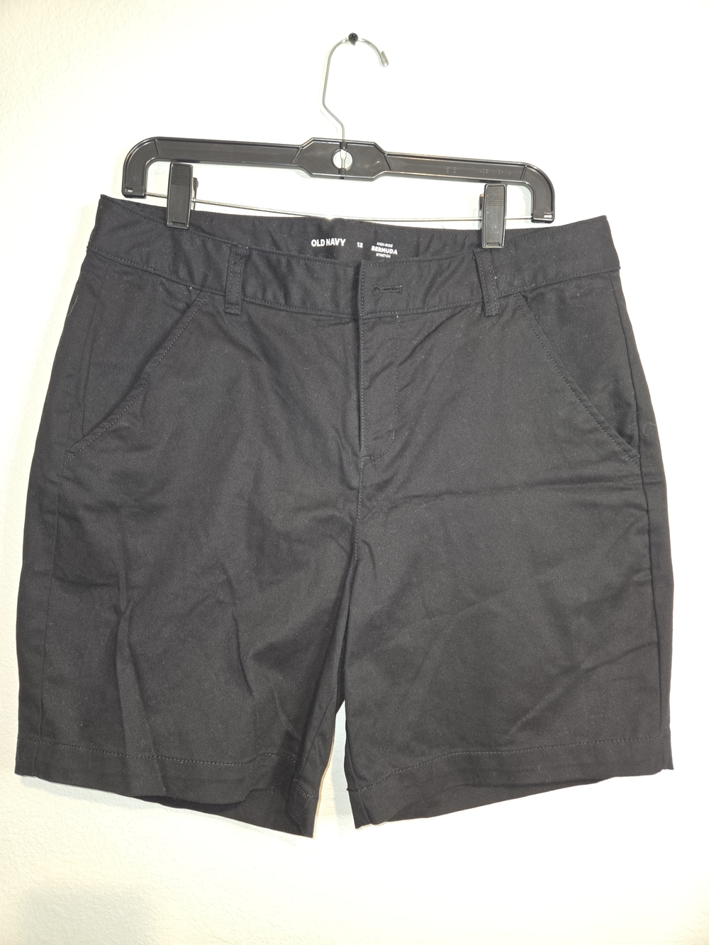 Old Navy Black Women's Bermuda Shorts Cotton Blend